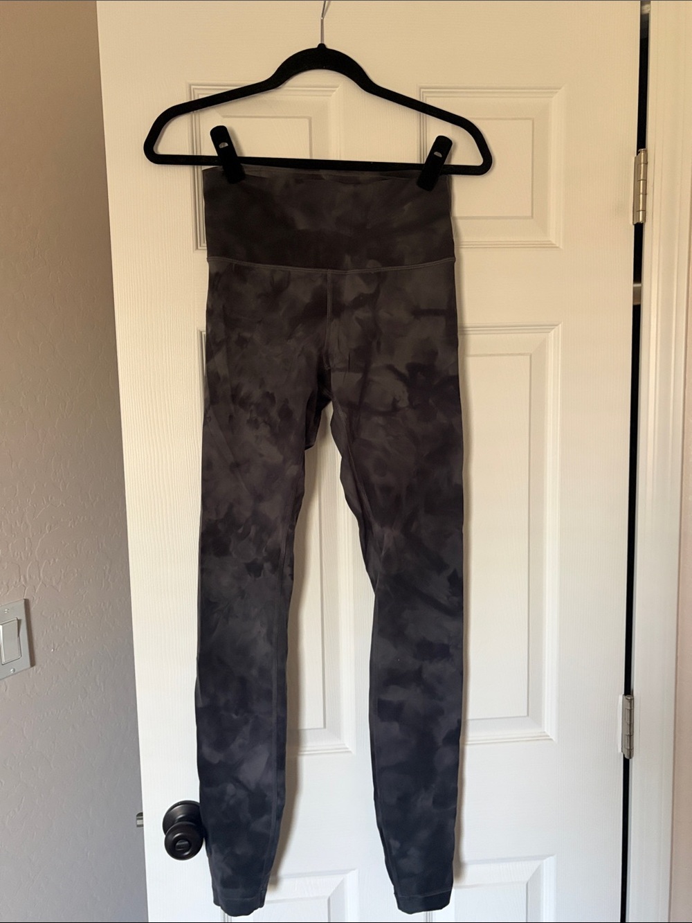 Lululemon Tie-Dye Gray Leggings